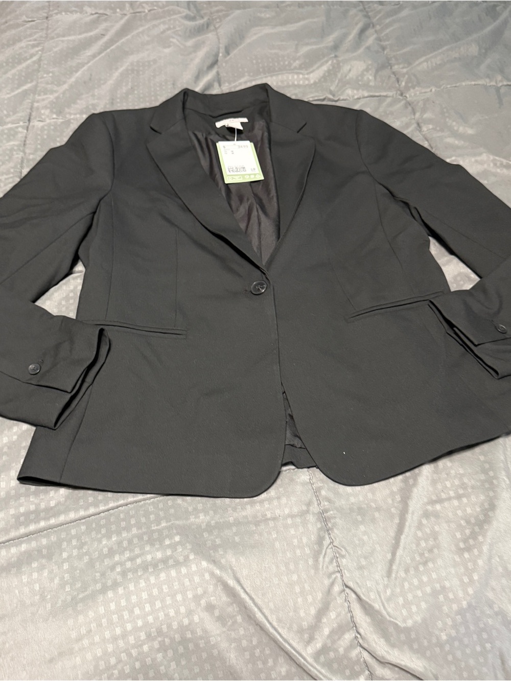 h&m black blazer Women’s? Size medium new Nwt